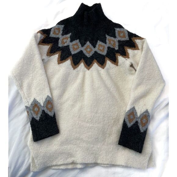 Abercrombie & Fitch Turtleneck Sweater | Fair Isle Cream Geometric Yoke - Picture 9 of 10